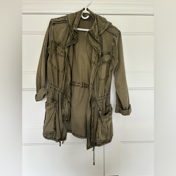 Aritzia army jacket - Picture 1 of 5